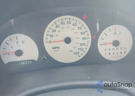 2005 Chrysler Town & Country from USA, damaged, VIN 1C4GP45R05B437579